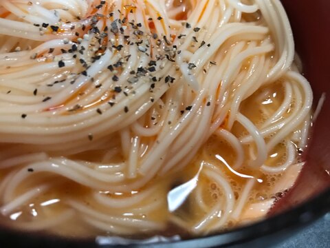 簡単ピリ辛生たまそうめんつゆ